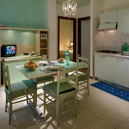 Viale Venezia Lägenhetshotell Verona